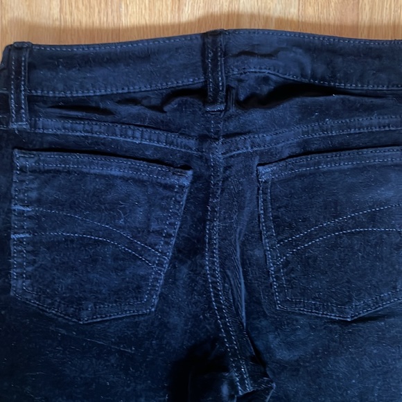 Simons second Yoga Jeans in 24 corduroy - Picture 3 of 6